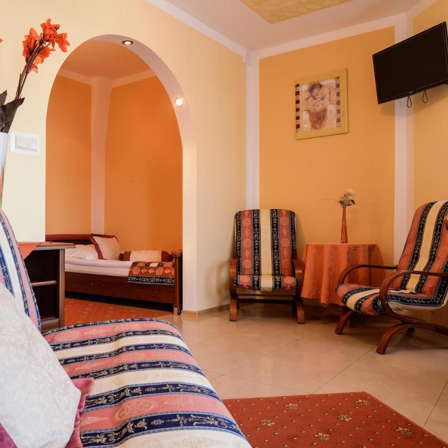 Lesta Motel Lachowka Duza